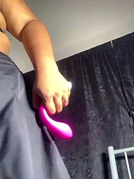 Yera brown69 online show from 17, 12, 2025