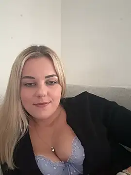 ItsLxsa online show from 23, 7, 2026