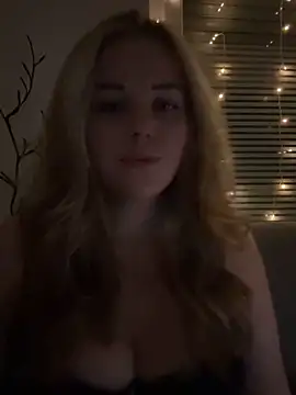 ItsLxsa online show from 29, 10, 2025