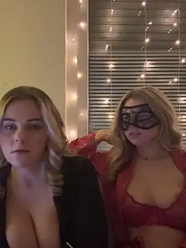 ItsLxsa online show from 7, 4, 2026