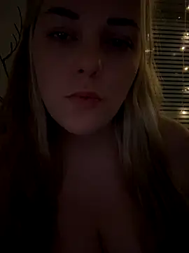 ItsLxsa online show from 2, 11, 2025