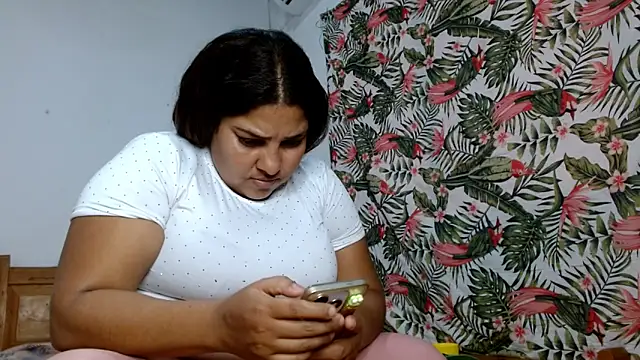 69smallstar online show from 12, 2, 2026