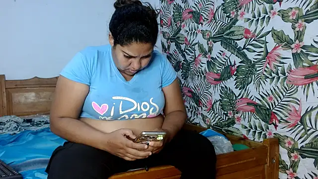 69smallstar online show from 14, 4, 2026