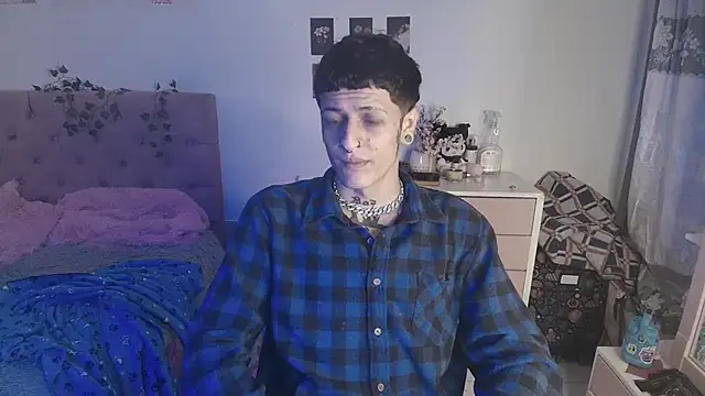 2cyboy  online show from 19, 9, 2025