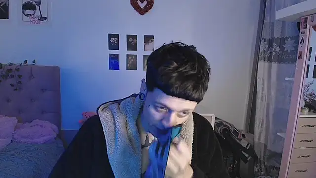 2cyboy  online show from 24, 9, 2025