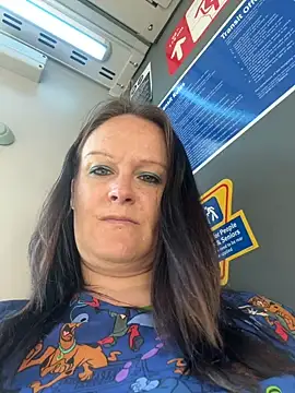 Snapshot of sinfful-secrets@xh chatting on 15, 10, 2025 sinfful-secretsxh online show from 15, 10, 2025