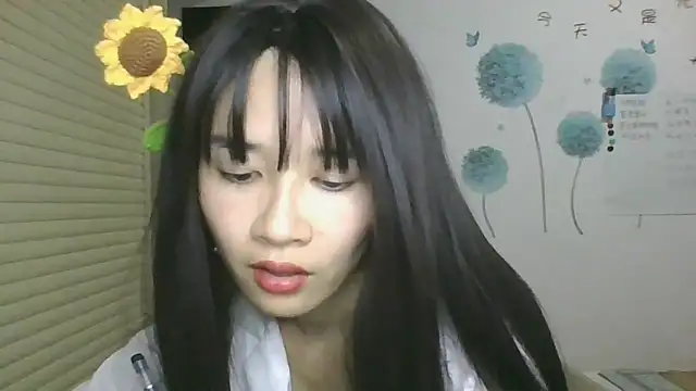Snapshot of Monice1314 chatting on 1, 10, 2025 Monice1314 online show from 1, 10, 2025