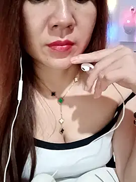 Snapshot of Mago-sweet chatting on 18, 9, 2025 Mago-sweet online show from 18, 9, 2025