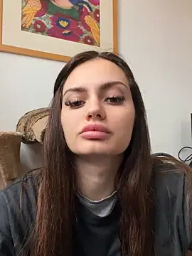 prettylittlefooxy online show from 4, 3, 2026