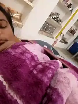 Suhani hot12 online show from 17, 11, 2025