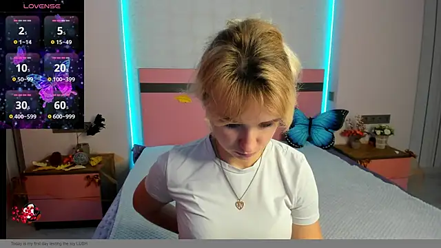 MeryMidnight online show from 4, 11, 2025