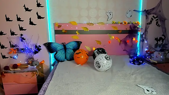 MeryMidnight online show from 16, 10, 2025