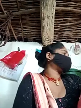 Snapshot of sonaya9y chatting on 10, 11, 2025 sonaya9y online show from 10, 11, 2025