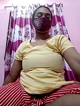 Snapshot of Sadia_1 chatting on 15, 10, 2025 Sadia 1 online show from 15, 10, 2025