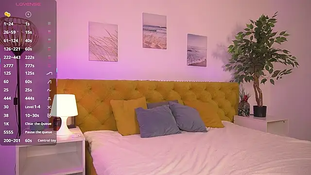 Lisafoxy  online show from 6, 3, 2026