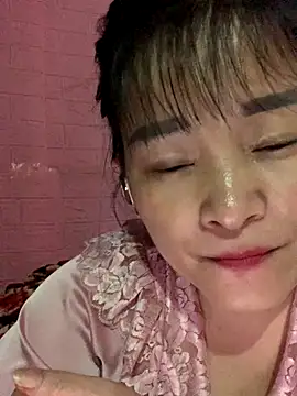 Snapshot of Star-sweet chatting on 23, 10, 2025 Star-sweet online show from 23, 10, 2025