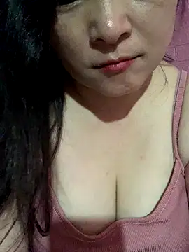 Snapshot of Star-sweet chatting on 18, 10, 2025 Star-sweet online show from 18, 10, 2025