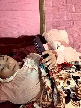 Snapshot of Star-sweet chatting on 21, 11, 2025 Star-sweet online show from 21, 11, 2025