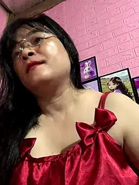 Snapshot of Star-sweet chatting on 12, 10, 2025 Star-sweet online show from 12, 10, 2025