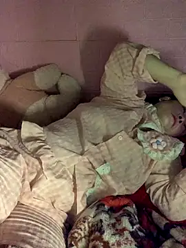 Snapshot of Star-sweet chatting on 18, 11, 2025 Star-sweet online show from 18, 11, 2025