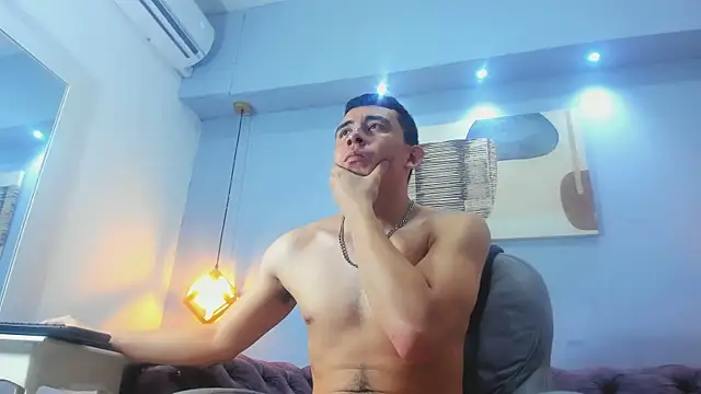 Snapshot of Eross_Santy chatting on 18, 7, 2026 Eross Santy online show from 18, 7, 2026