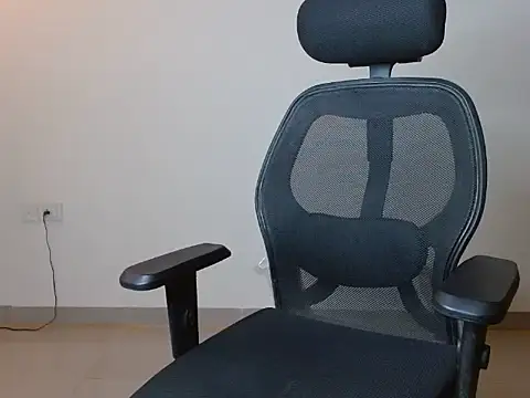 Your candy 47 online show from 25, 10, 2025