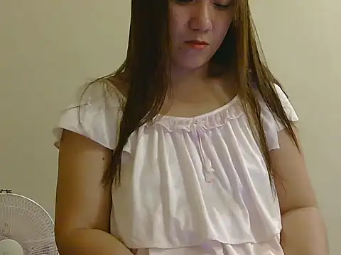 Lovelyclaya online show from 18, 4, 2026