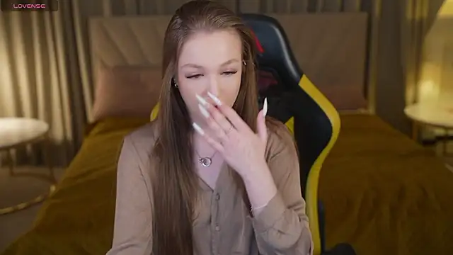 Ella 054 online show from 3, 2, 2026