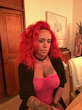 Hotmilfhamburg1 online show from 15, 11, 2025