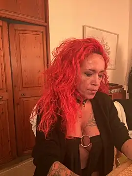 Hotmilfhamburg1 online show from 18, 11, 2025