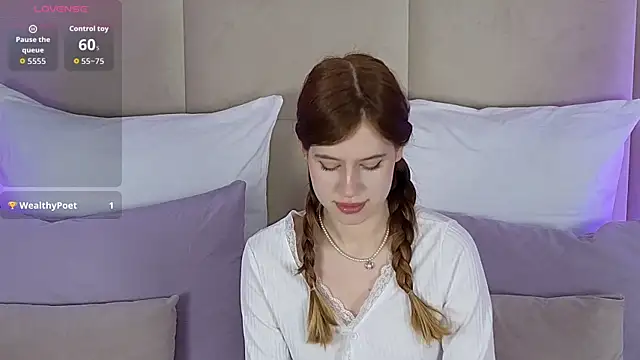 CarolaineMyers online show from 9, 10, 2025