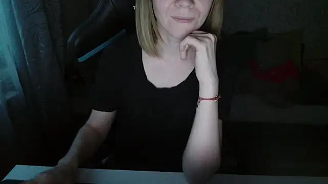 Snapshot of Ogonechekkk chatting on 21, 9, 2025 Ogonechekkk online show from 21, 9, 2025