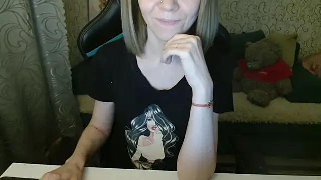 Snapshot of Ogonechekkk chatting on 29, 9, 2025 Ogonechekkk online show from 29, 9, 2025