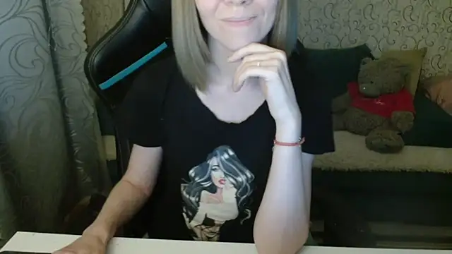 Snapshot of Ogonechekkk chatting on 30, 9, 2025 Ogonechekkk online show from 30, 9, 2025