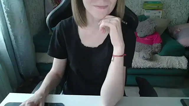 Snapshot of Ogonechekkk chatting on 13, 9, 2025 Ogonechekkk online show from 13, 9, 2025