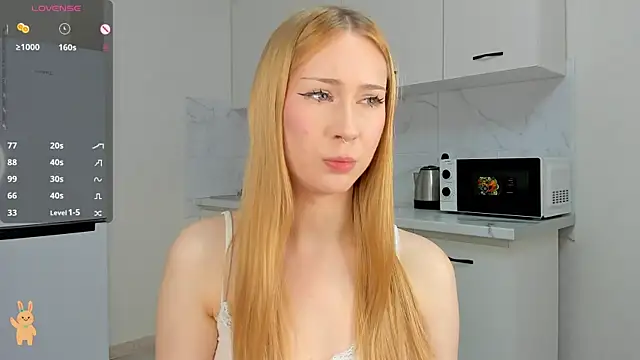 MoonPetal online show from 12, 10, 2025