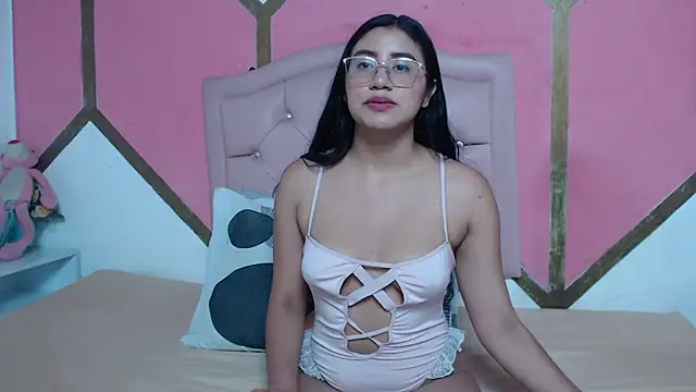 Mia Wilsom online show from 20, 10, 2025