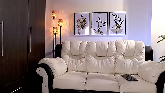 Violeta Foxz online show from 28, 2, 2026