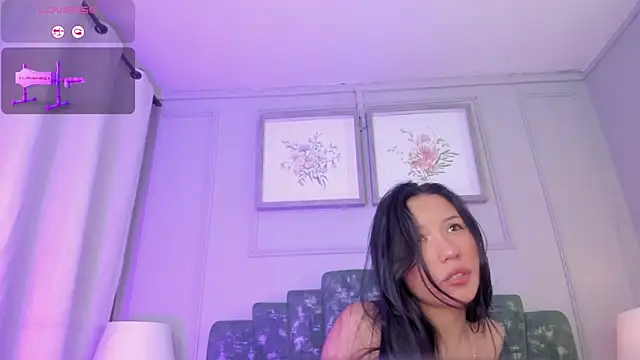 Snapshot of lux_bitchx chatting on 25, 4, 2026 lux bitchx online show from 25, 4, 2026