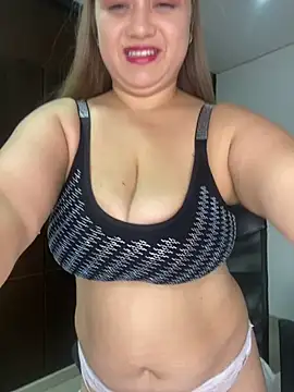 Miaa velvett online show from 25, 9, 2025