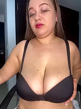 Miaa velvett online show from 5, 10, 2025
