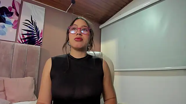 Karoline21 online show from 4, 10, 2025