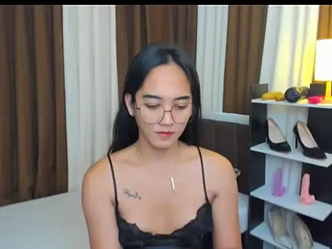 URHottestAngel online show from 20, 9, 2025