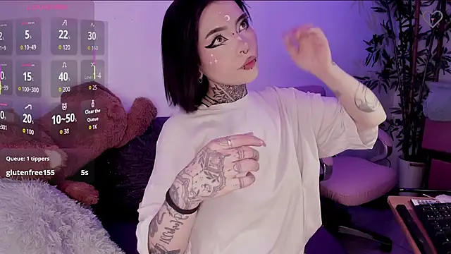 Sammy f uck online show from 16, 10, 2025