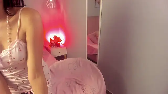 ela petit online show from 7, 11, 2025