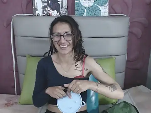 Snapshot of Carina_Santana chatting on 19, 9, 2025 Carina Santana online show from 19, 9, 2025