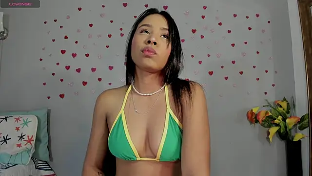 SophieW1 online show from 9, 5, 2026
