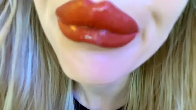 Snapshot of Politeeliza chatting on 15, 5, 2026 Politeeliza online show from 15, 5, 2026