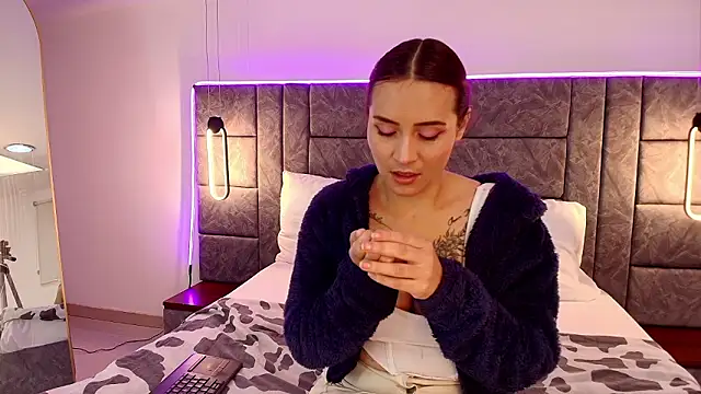 Dakota Megan 69 online show from 12, 3, 2026