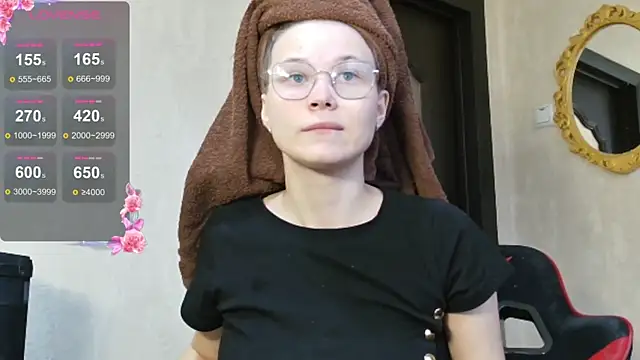 PrettyMegan online show from 26, 11, 2025